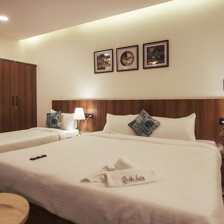 Radhe Suites Hyderabad Eksteriør billede