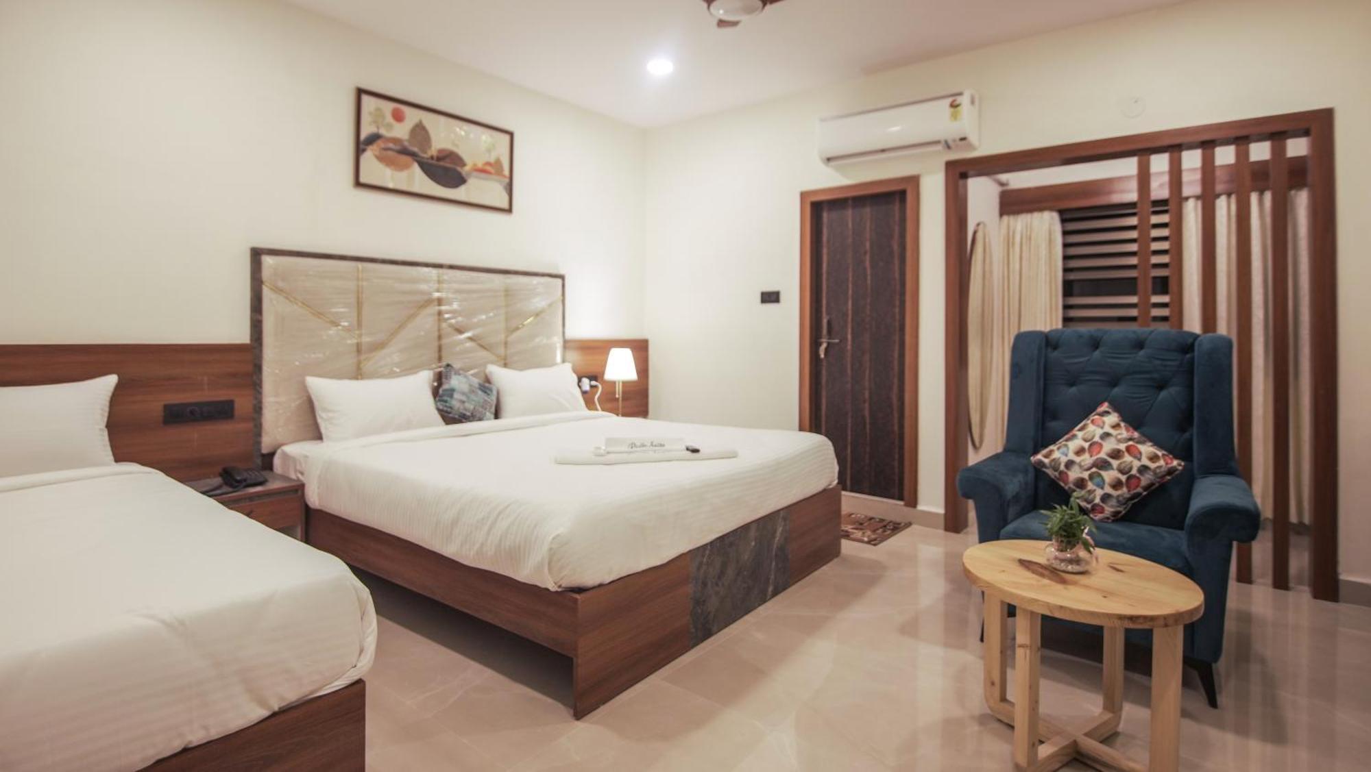 Radhe Suites Hyderabad Eksteriør billede