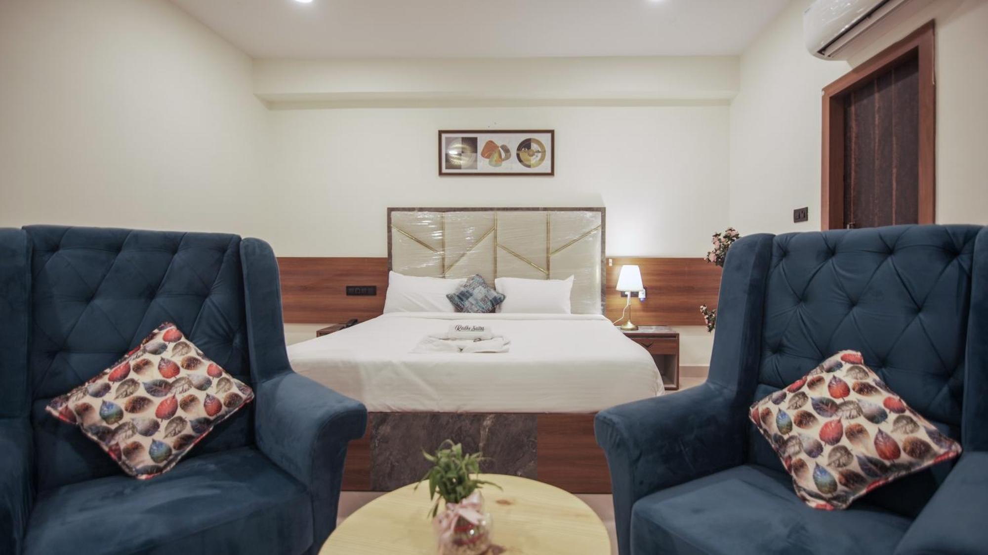 Radhe Suites Hyderabad Eksteriør billede