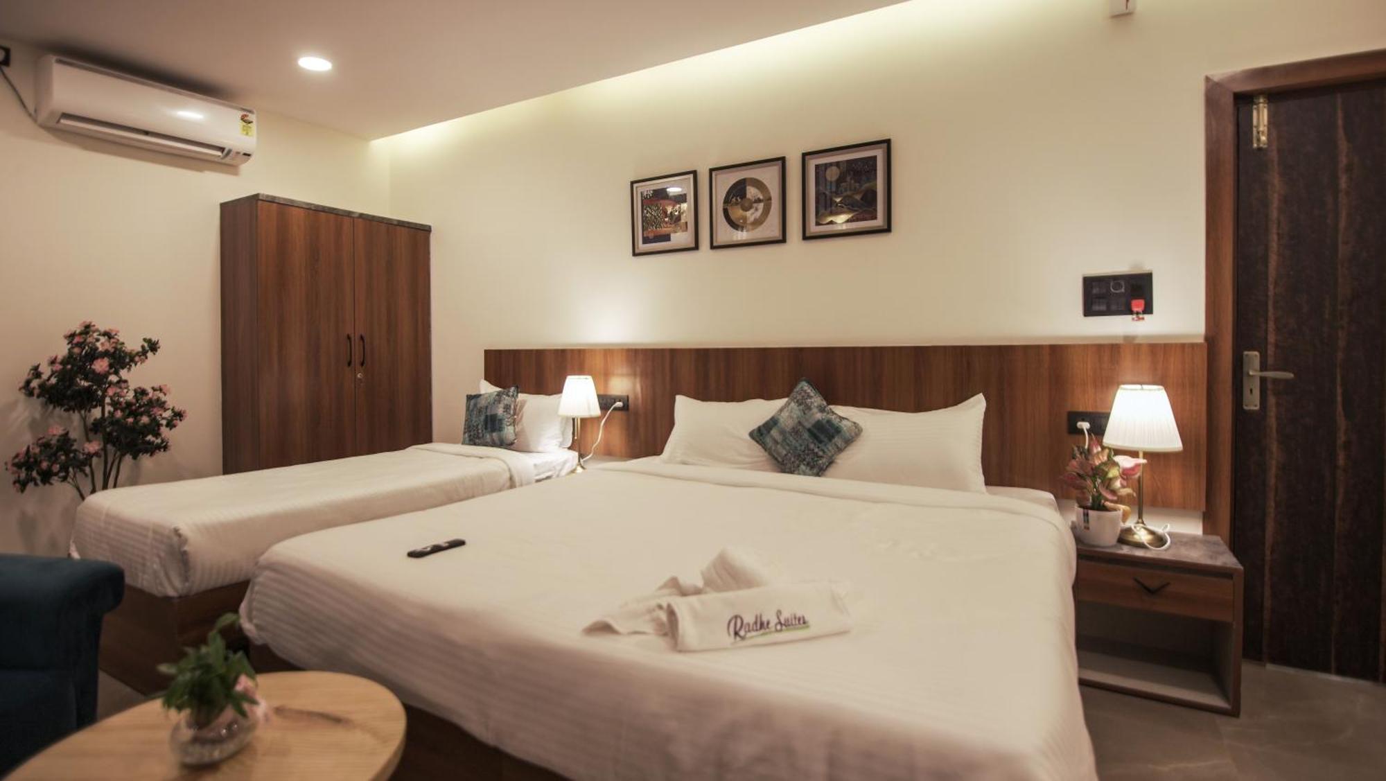 Radhe Suites Hyderabad Eksteriør billede