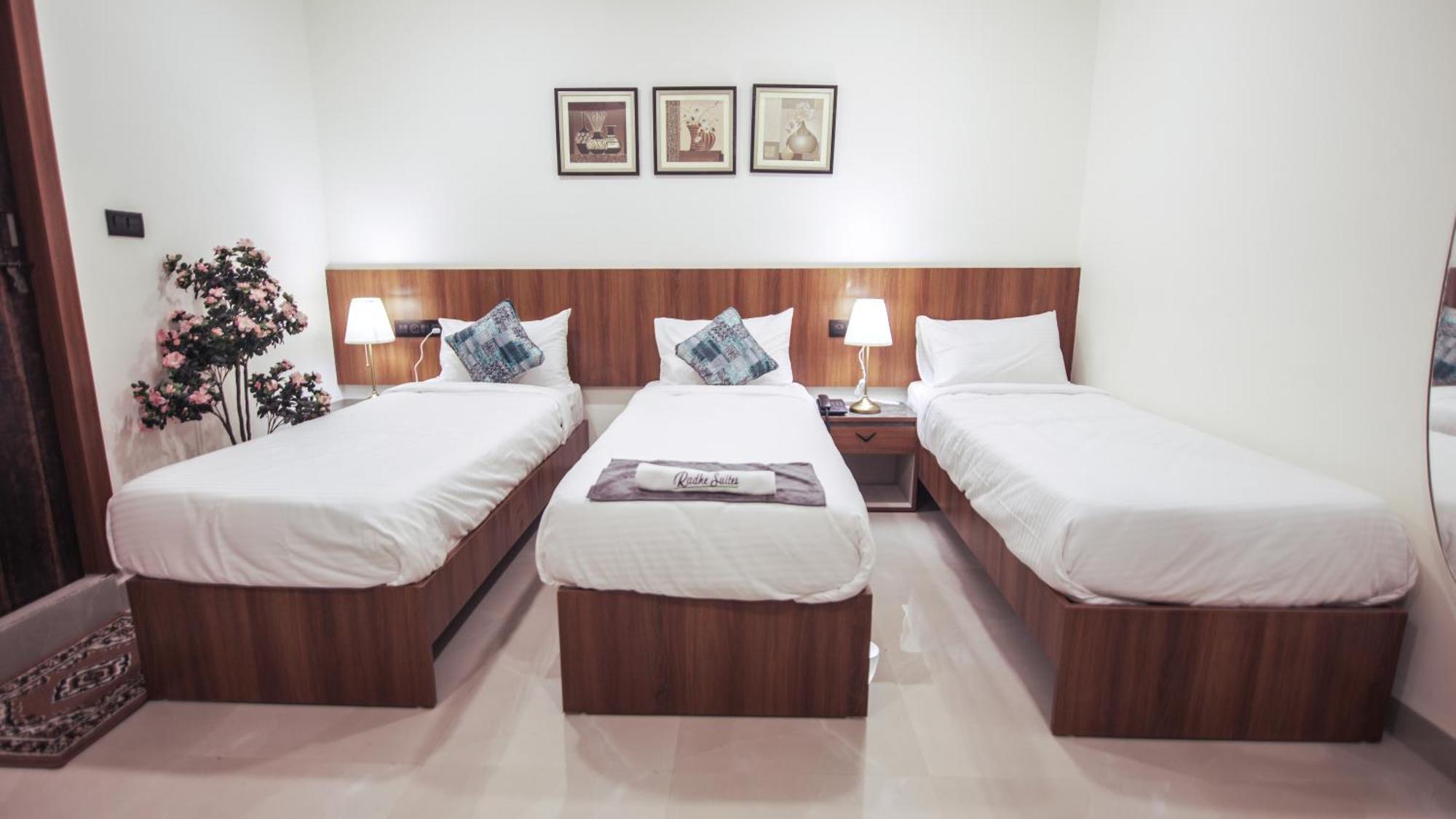 Radhe Suites Hyderabad Eksteriør billede